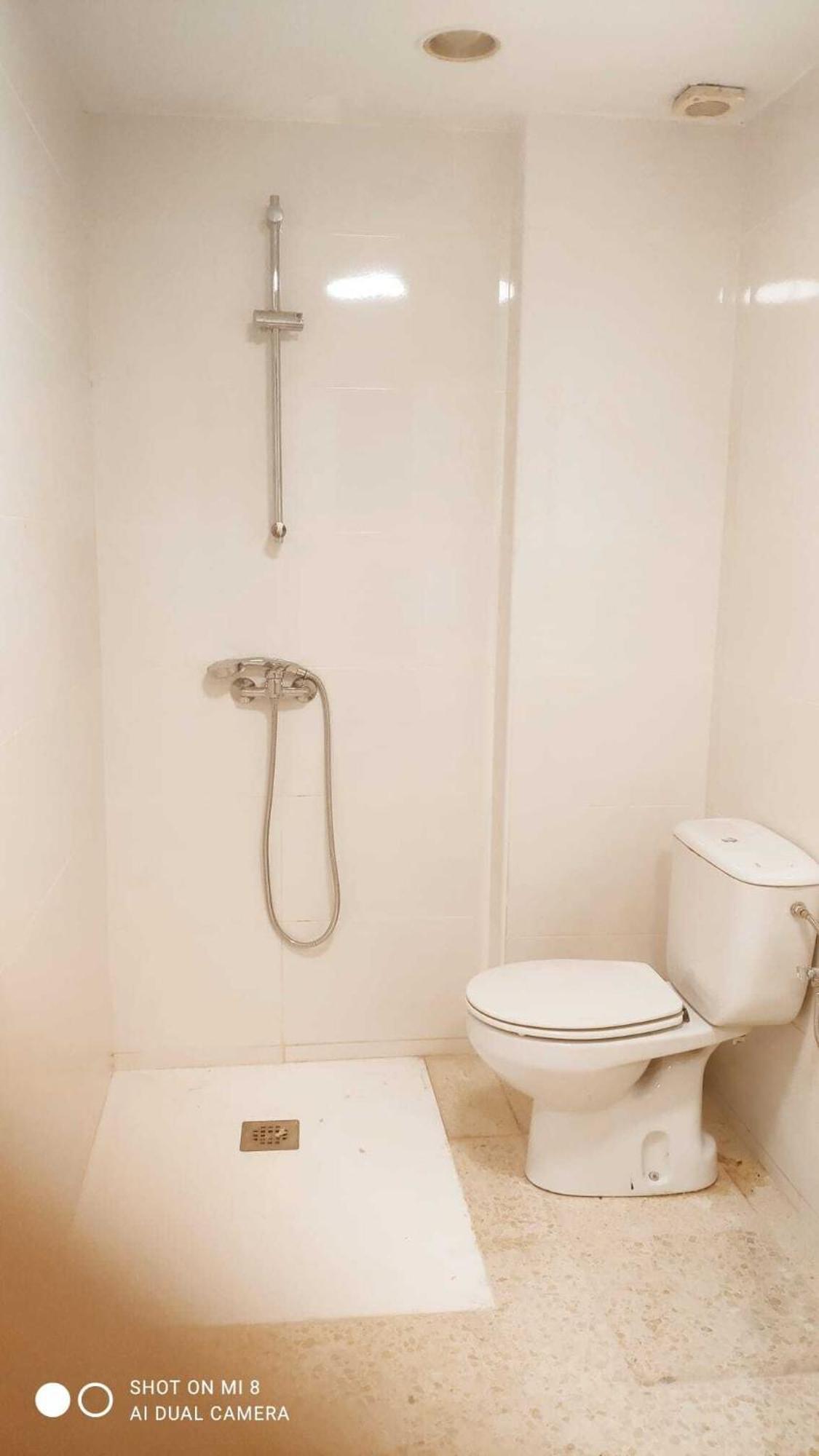 Hostal Estudios Badalona Eksteriør billede